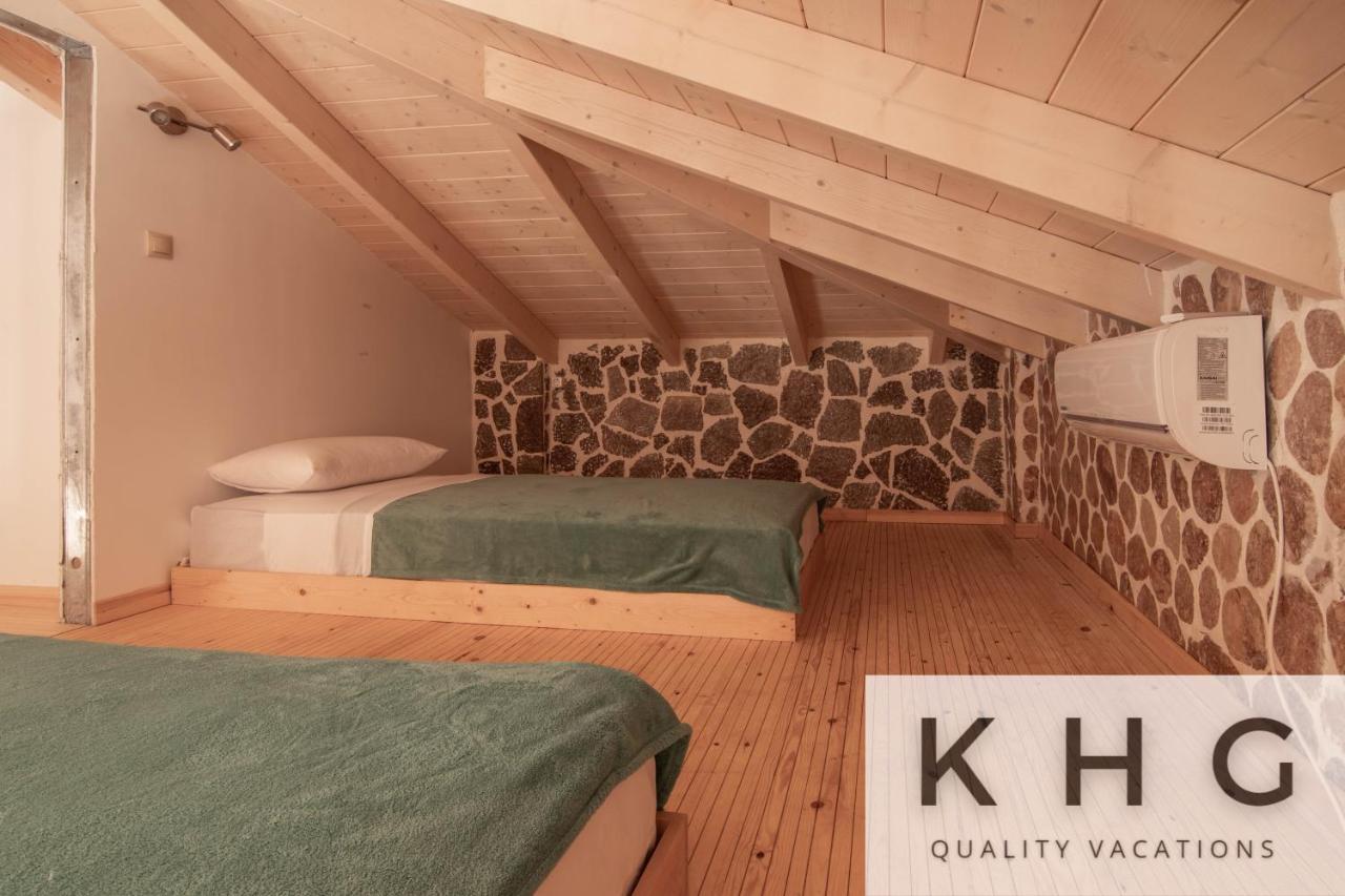 Leo'S Stone Made Villa! Karavádhos Exteriér fotografie
